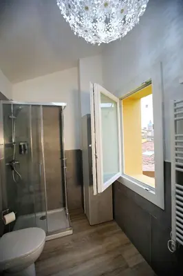 Bagno di Loggia Dei Lovoleti Suite