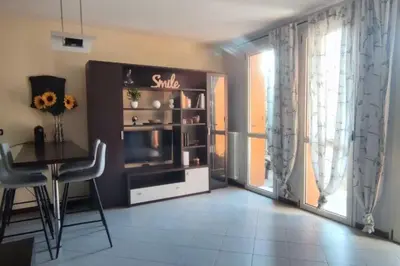Area soggiorno di GLAMOUR HOUSE, Comoda a tutti i servizi