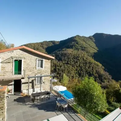 4 Bedroom Stunning Home In Tribogna