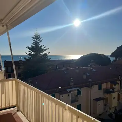 Seaview Apartment - B