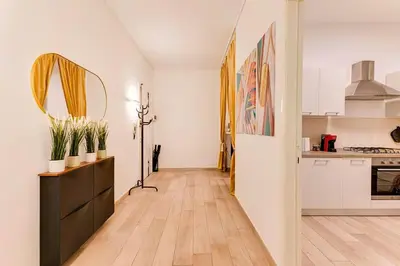 Cucina o angolo cottura di RELAX - Historic Center with 3 Bedrooms and Free ZTL Pass