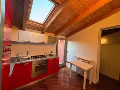 Cucina o angolo cottura di Pantalini Rooftop - Attico in Centro Storico vista Duomo