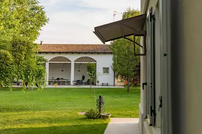 Giardino di Saranto, Maison du Charme - La Tua Oasi nel Verde dell'Emilia