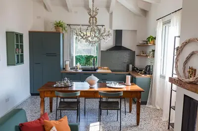 Cucina o angolo cottura di Saranto, Maison du Charme - La tua oasi in Emilia