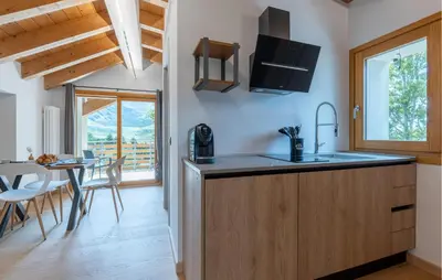 Cucina o angolo cottura di Lovely Home In Passo Del Cerreto