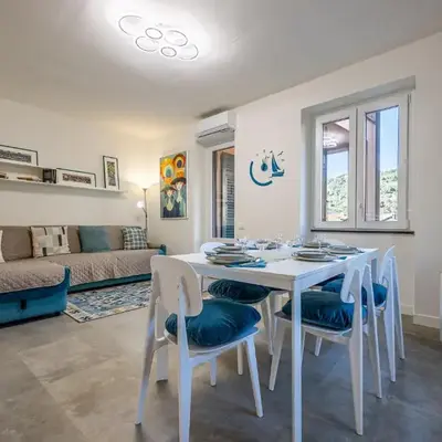 CASA GINESTRA Vacanza tra mare e cielo