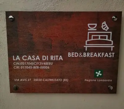 Certificato, attestato, insegna o altro documento esposto da B&B La Casa di Rita