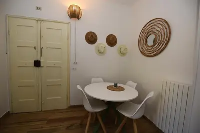 Planimetria di 5 mins to the beach, cozy home