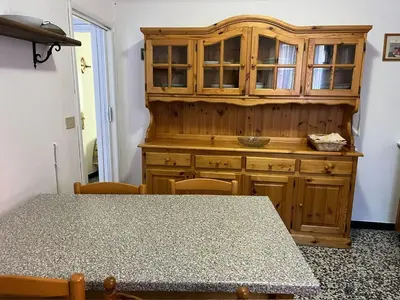 Cucina o angolo cottura di Piano terra con giardino
