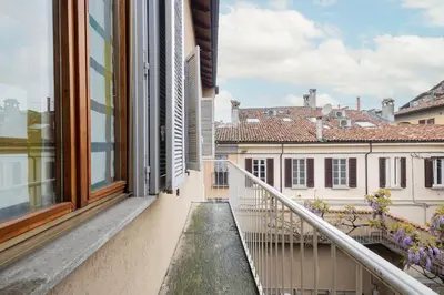 Balcone o terrazza di La Casa sui Tetti - Appartamento vista Duomo di Pavia