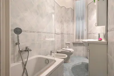 Bagno di GuestHost - A Casa di Eufemia - Migliarina Station Apartment