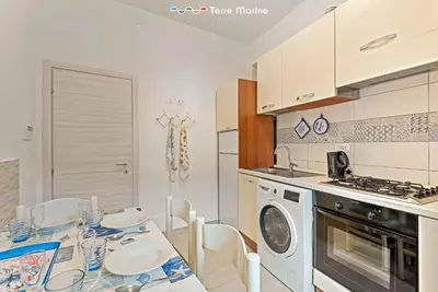 Cucina o angolo cottura di L'Antica Piazzetta, Terre Marine