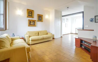 Area soggiorno di 3 Bedroom Nice Home In Tavarone