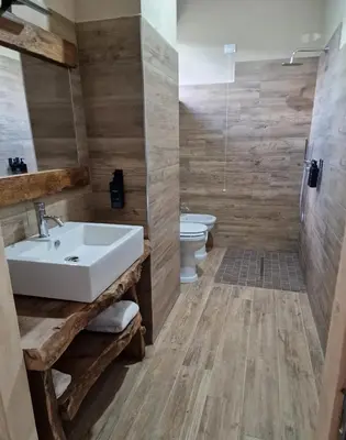 Bagno di Sentinella dei castagni