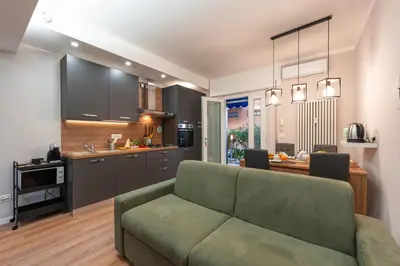 Cucina o angolo cottura di BG Apartments - Central and quiet two bedroom flat