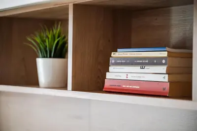 Biblioteca nell'appartamento