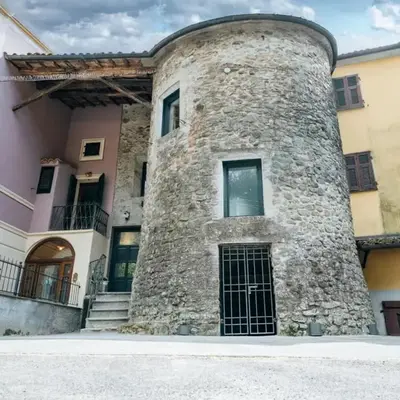 La Torre Medievale - Storia e Comfort