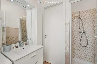 Bagno di Cherry, Terre Marine