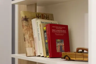 Biblioteca nell'appartamento