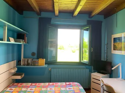 Letto o letti in una camera di Sangiligio Countryside Villa, Private Rooms w Kitchen, Bath, Private Entrance, Crema