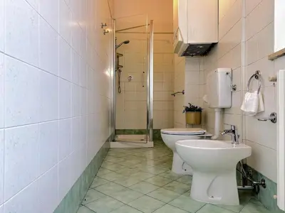 Bagno di Vicino al Centro e a Parcheggi Gratuiti - Affresco Strepitoso
