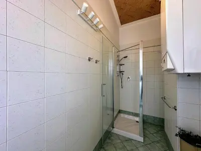 Bagno di Vicino al Centro e a Parcheggi Gratuiti - Affresco Strepitoso