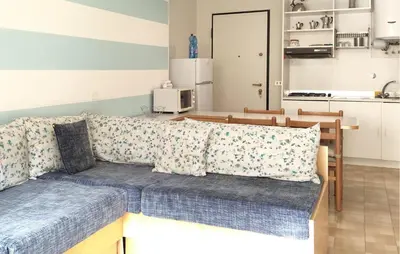 Cucina o angolo cottura di 2 Bedroom Lovely Apartment In Lavagna