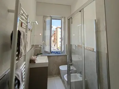 Bagno di Casa le Fontane by Holiday World