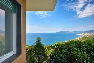 Paesaggio naturale nelle vicinanze della casa vacanze
