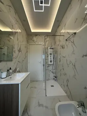 Bagno di Luxury Home