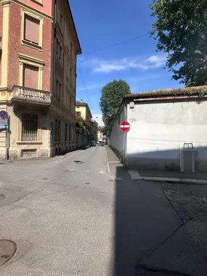 Il quartiere o una zona nella vicinanze della stanza in casa privata