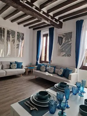 Area soggiorno di Cascina Robusta three-room apartment Box Private parking
