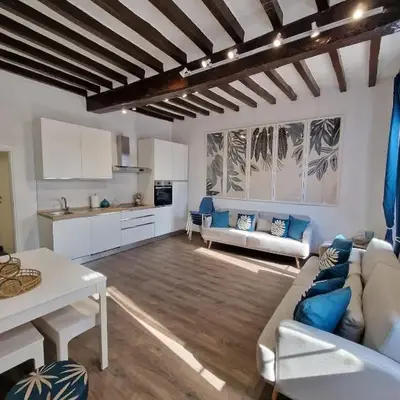 Cascina Robusta three-room apartment Box Private parking