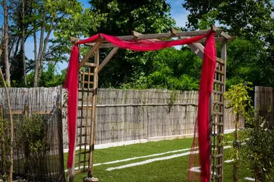 Area giochi per bambini di Agri Campeggio La Passeggiata solo posti campeggio camper roulotte tende