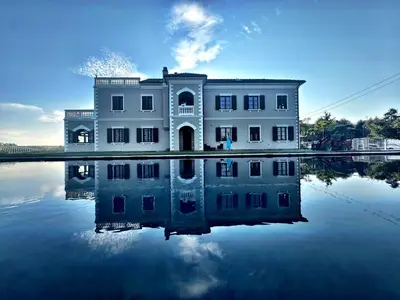 Edificio in cui si trova la stanza in casa privata