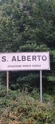 Certificato, attestato, insegna o altro documento esposto da Casa vacanza Da Lara