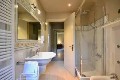 Bagno di Le sorelle - Elegante appartamento fronte mare - 6 posti letto - con posto auto privato