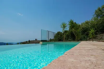 Piscina di Tuscan Villa With Sea View And Jacuzzi o nelle vicinanze