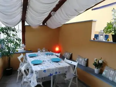 Planimetria di Charming apartment in Monterosso al Mare with balcony