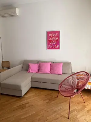 Area soggiorno di Cozy Green Apartment Tardini, Parma