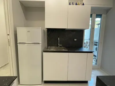 Cucina o angolo cottura di Alloggio comodo a Rapallo - Vicino al Mare