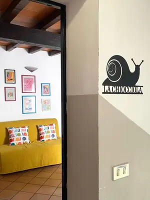 Certificato, attestato, insegna o altro documento esposto da La Chiocciola