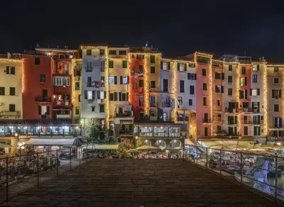 Vista generica su Rocchetta di Vara o vista sulla città dall'interno dell'appartamento