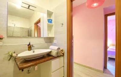 Bagno di Gorgeous Apartment In Solferino