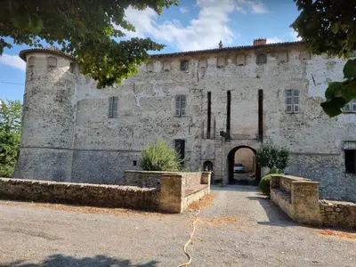 Planimetria di Castello di Lisignano - Storia Pace e Tradizione