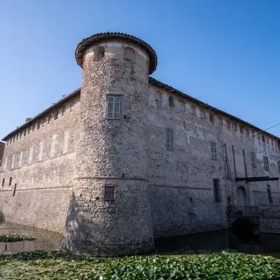 Castello di Lisignano - Storia Pace e Tradizione