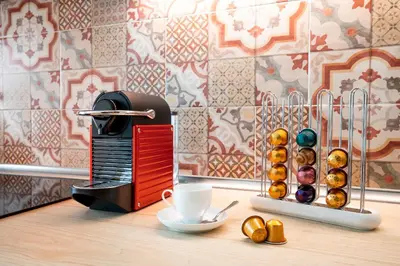 Set per la preparazione di tè e caffè presso Garavaglia Uno
