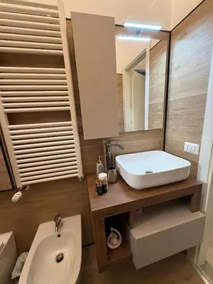 Bagno di 910 Apartment