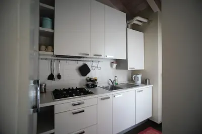 Cucina o angolo cottura di Residenza Castello, con Ampio Garage Privato