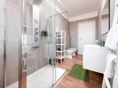 Bagno di Modena Skyline - View on Ghirlandina